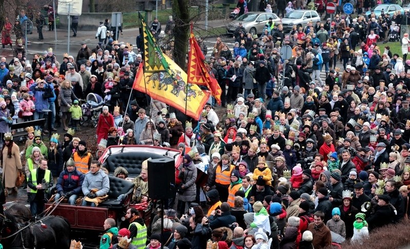 Setki mieszkańców poszło w orszaku Trzech Króli w Szczecinie.